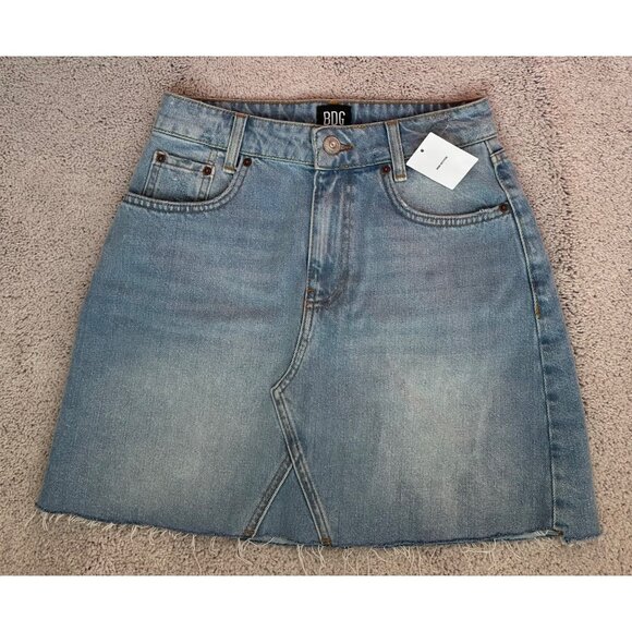 BDG New Urban Outfitters Light Wash Denim Mini Skirt Small Cotton Raw Hem - Picture 9 of 9